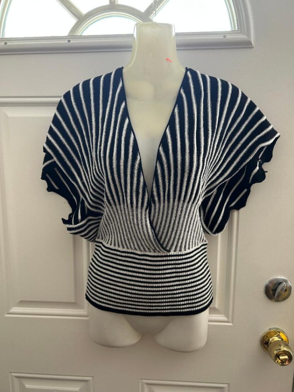 Cache Vintage Black and White Short Sleeve Sweater Top